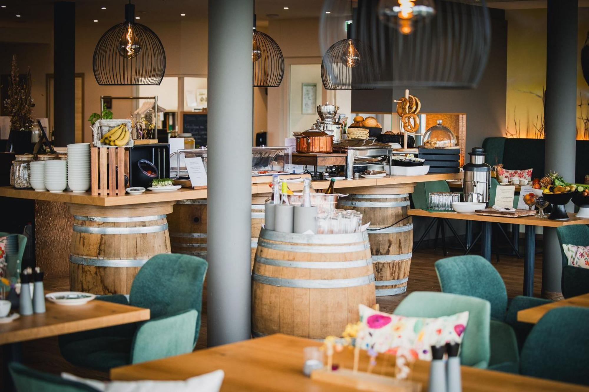 Weinzuhause Hotel-restaurant-vinothek