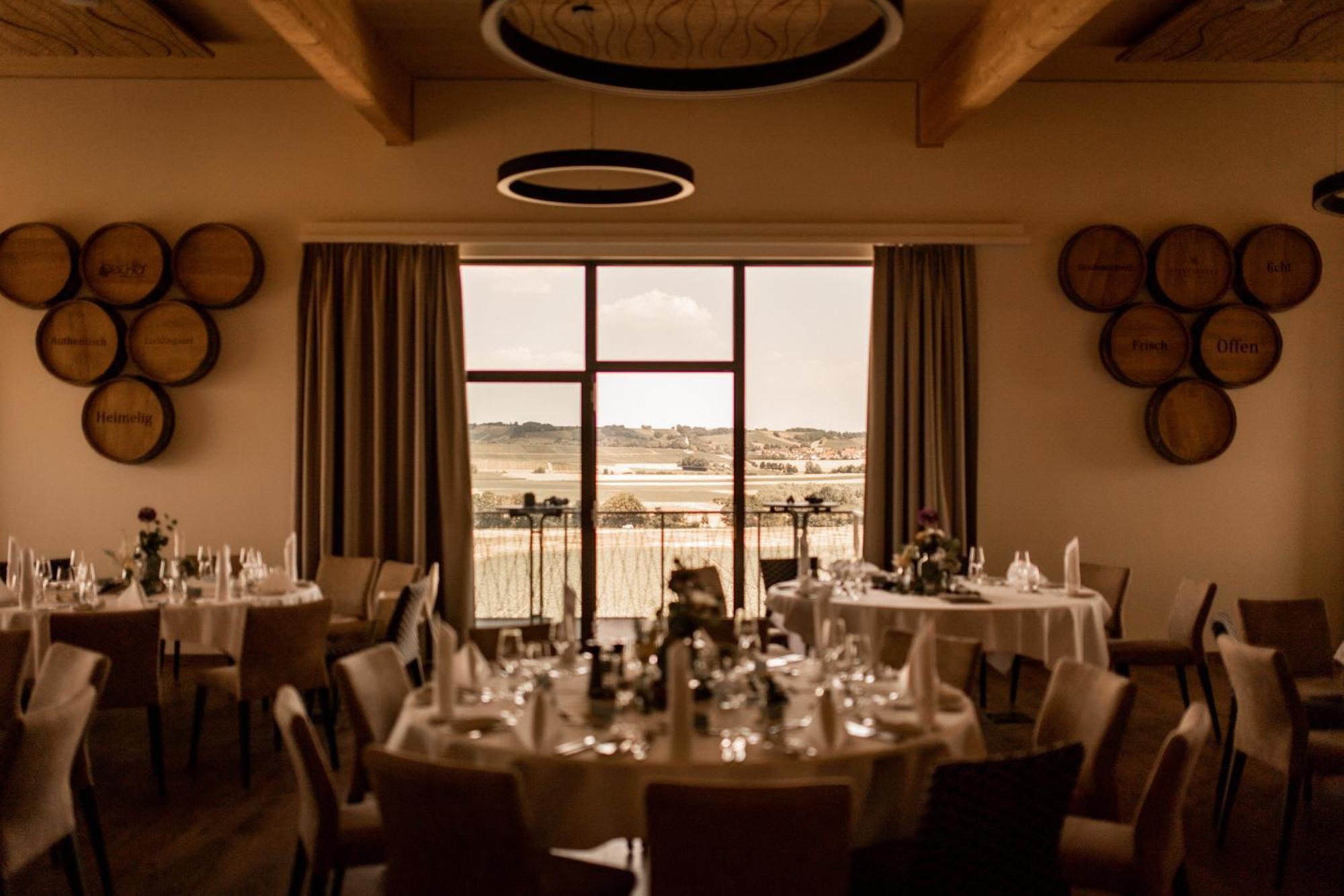 Weinzuhause Hotel-restaurant-vinothek 4*