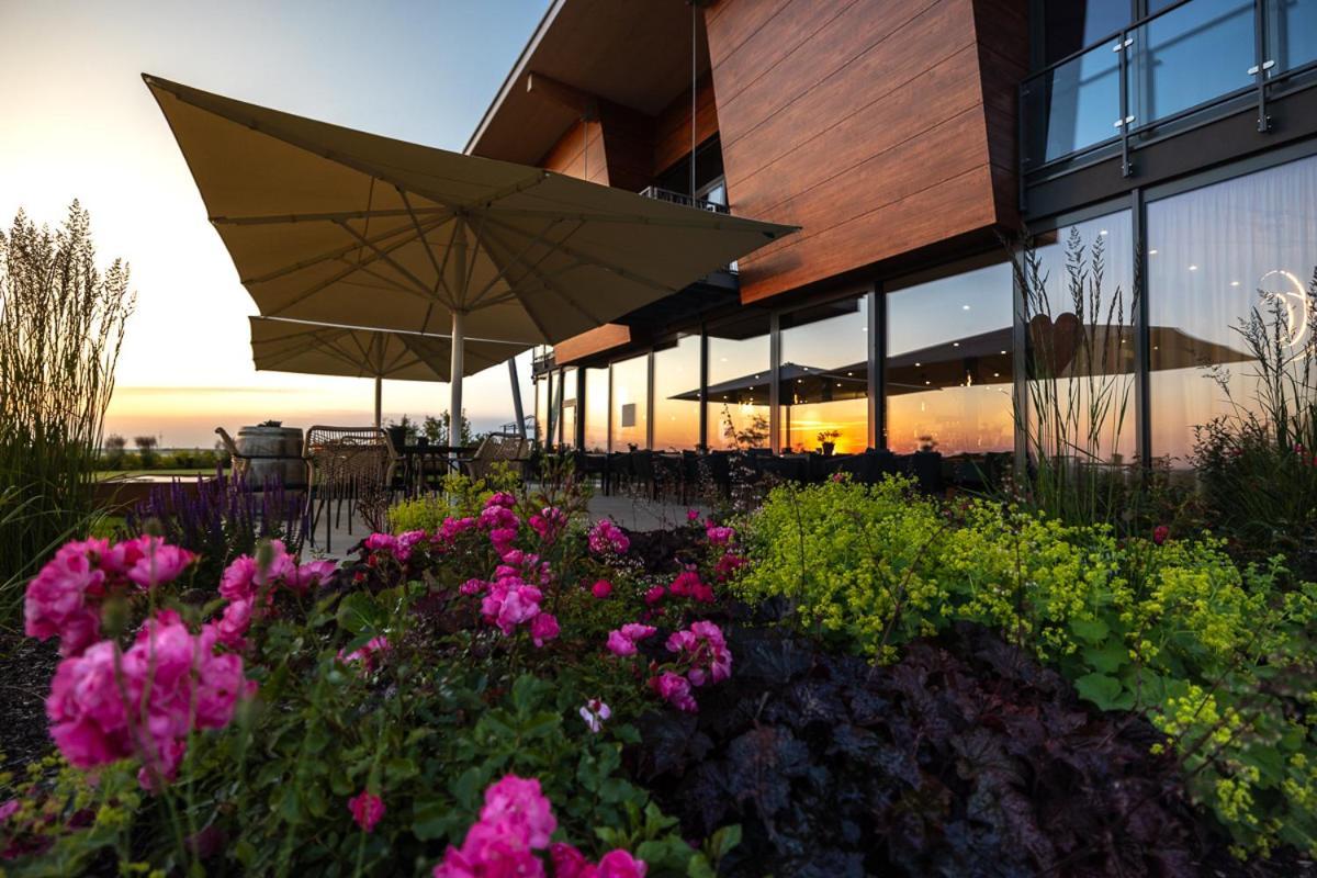 Weinzuhause Hotel-restaurant-vinothek Hotel 4*